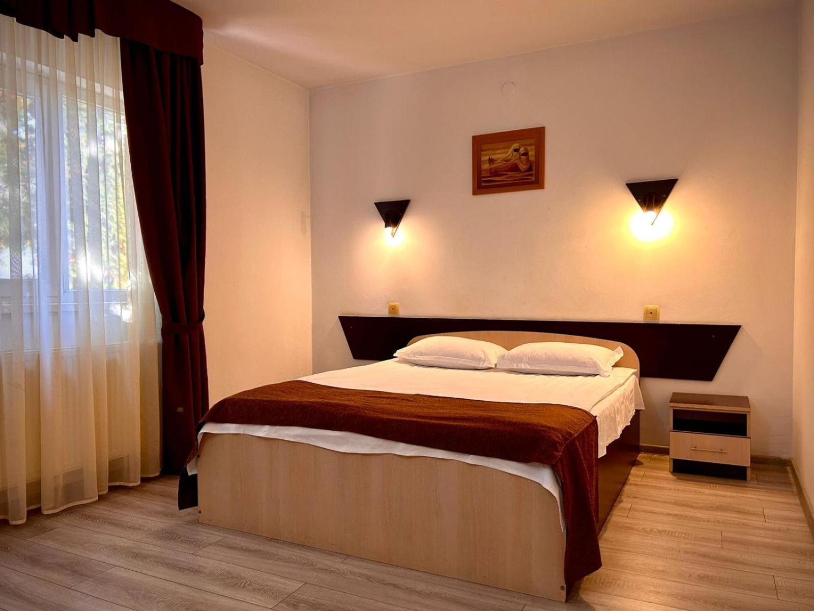 Hotel Levisticum Bacau Luaran gambar